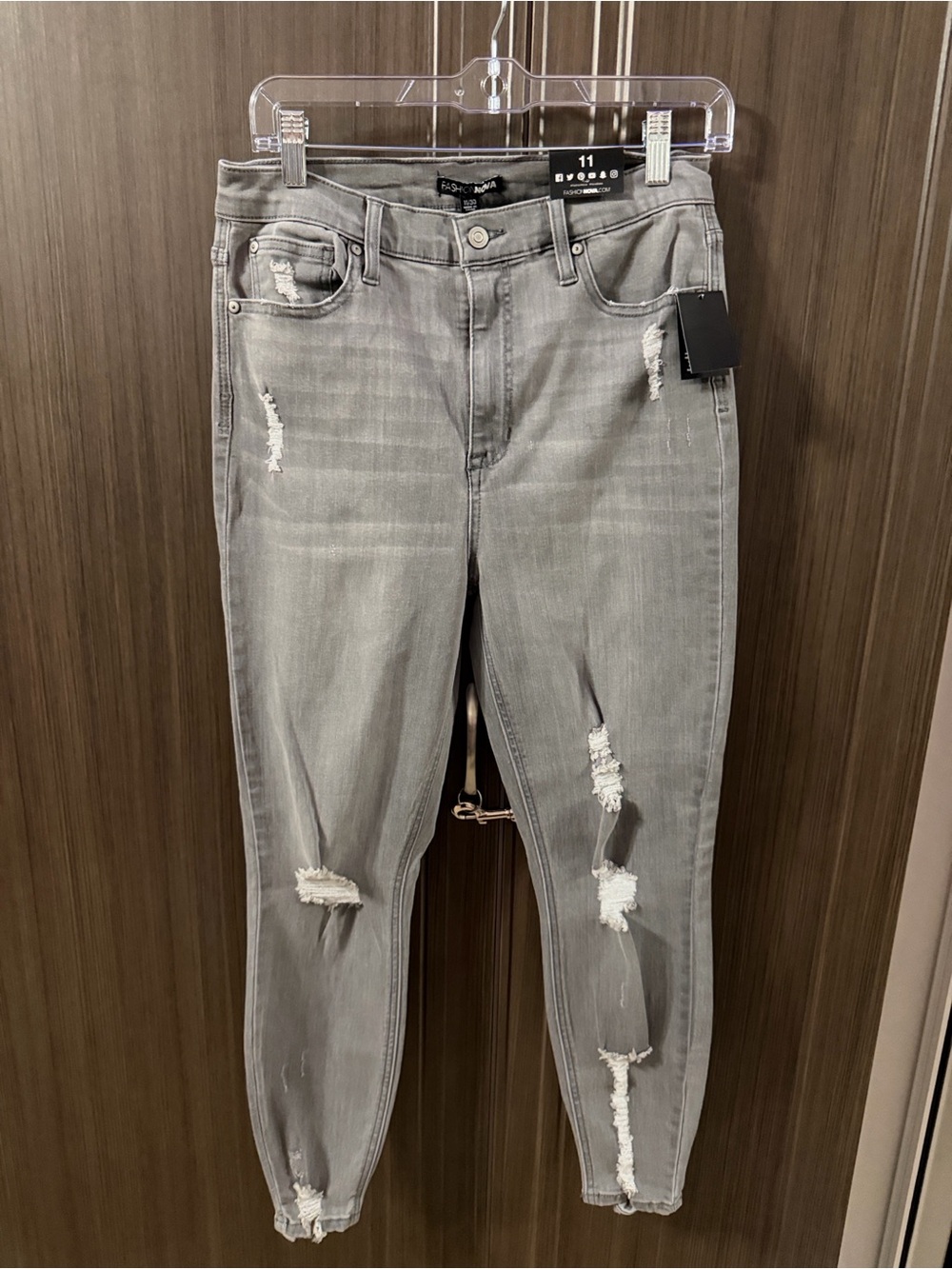 Fashion Nova‎ Light Grey Distressed Straight Leg Jeans